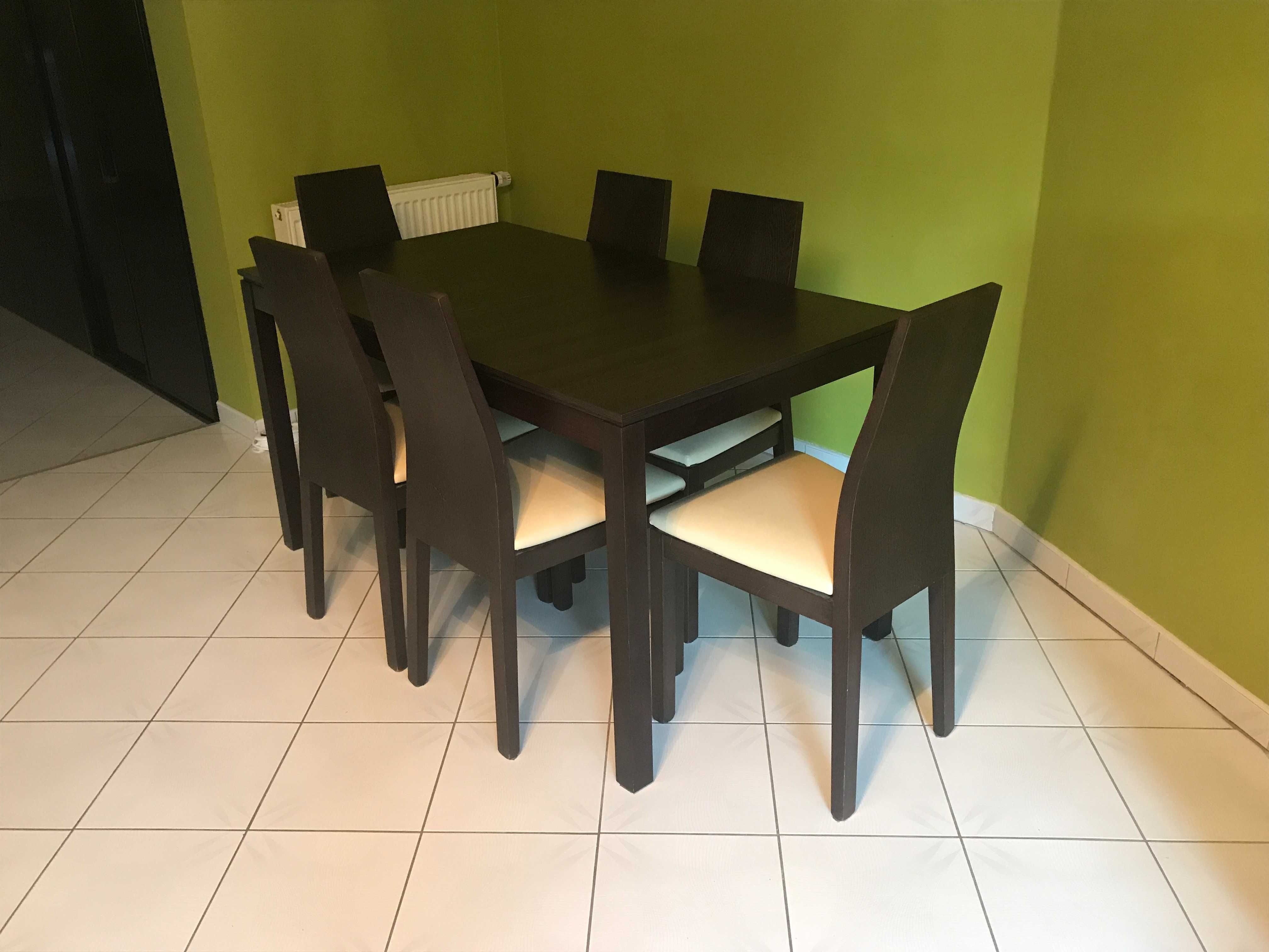 Sprzedam stół na 6 osób