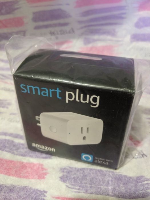 Умная розетка Amazon smart plug works with Alexa