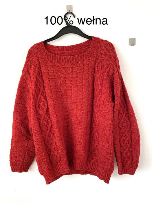 Wełniany czerwony sweter warkocz pleciony handmade oversize