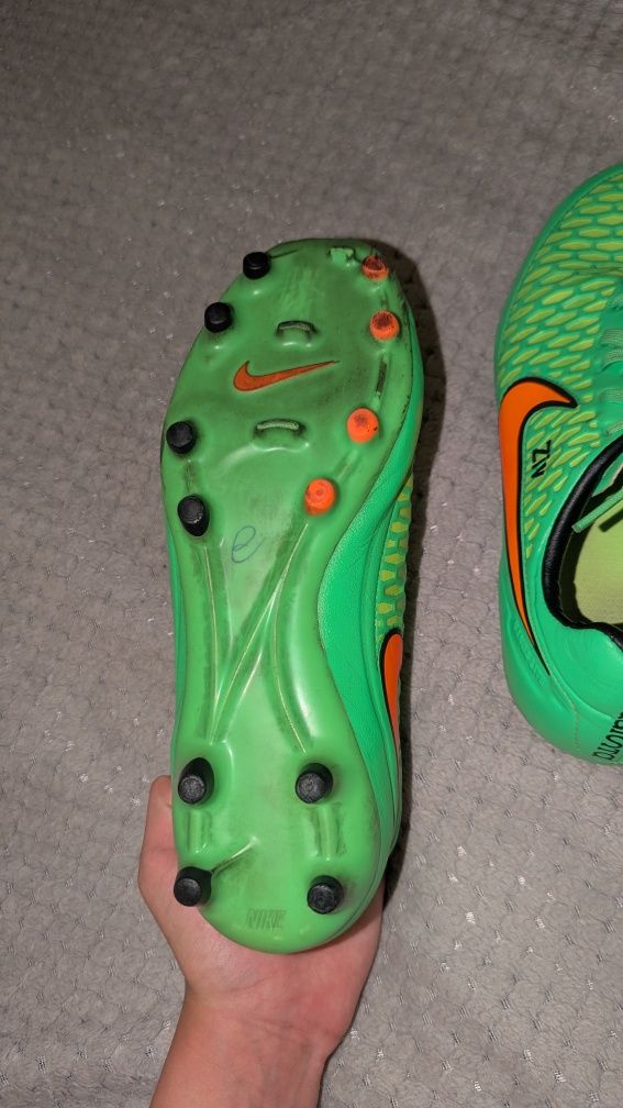 Бутсы Nike Magista
