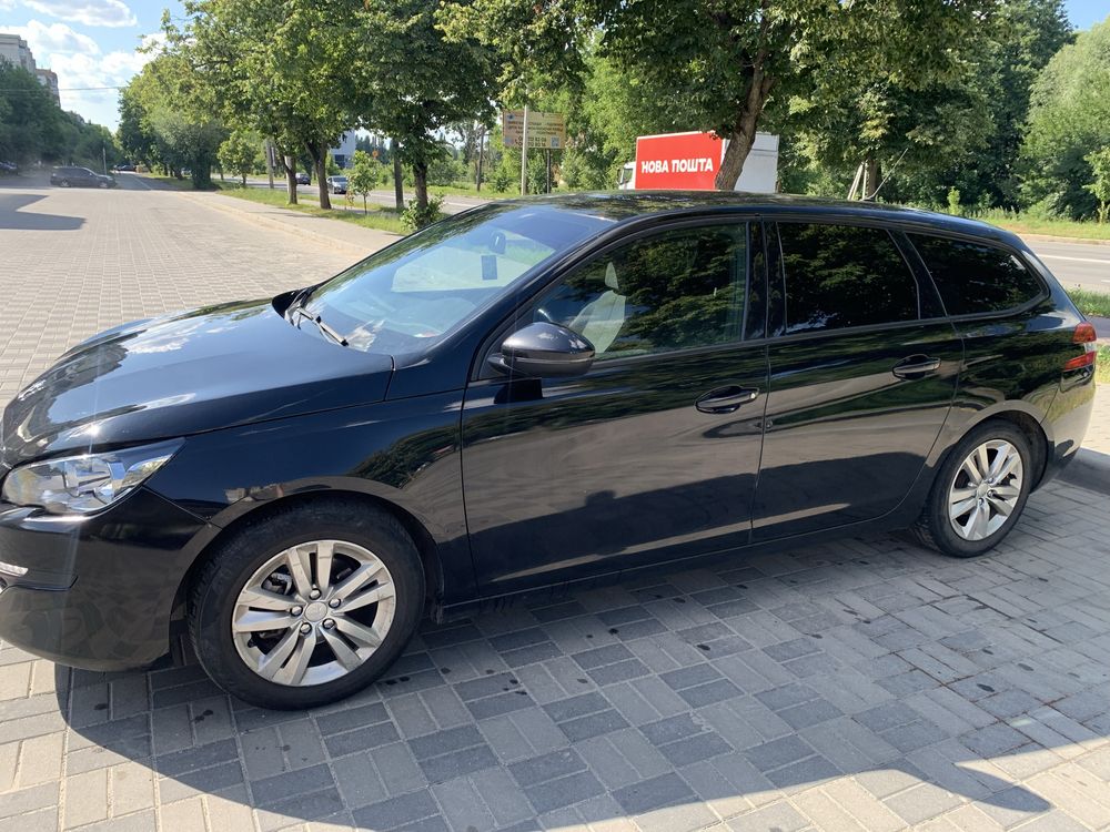 Продам Пежо 308 2014р. 1.6диз