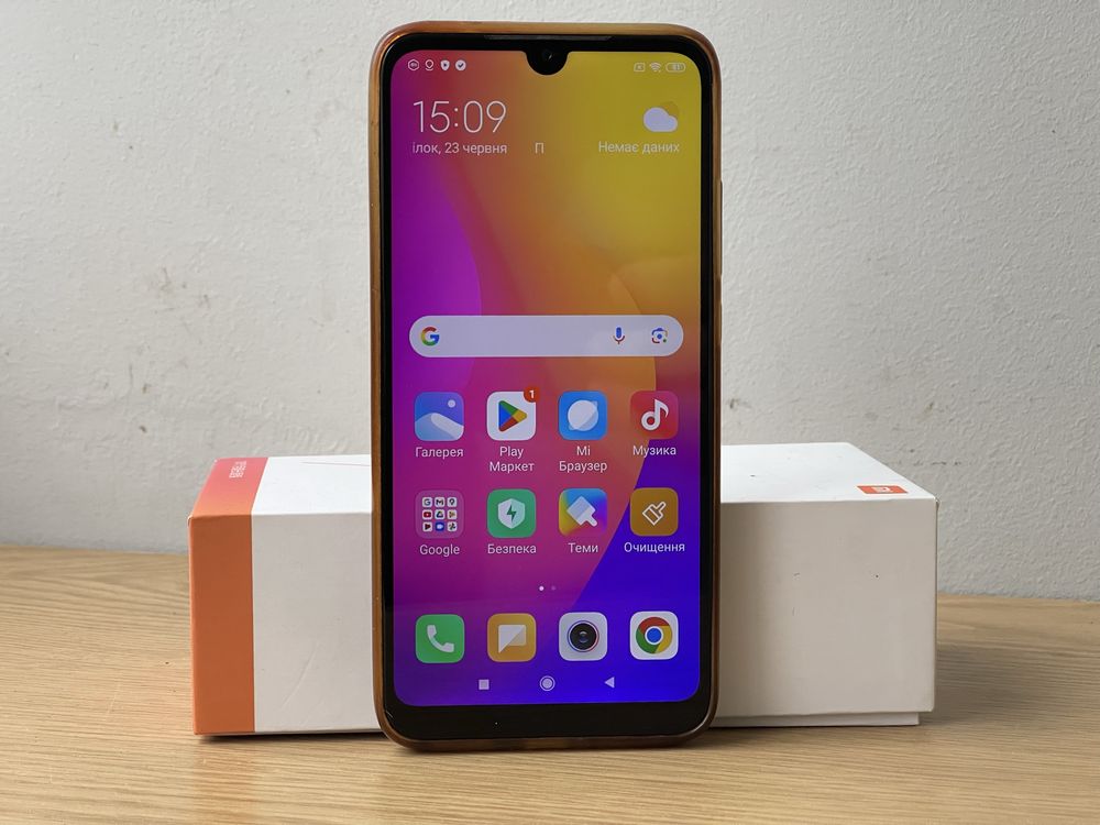 Смартфон  Xiaomi Redmi 7 3/32