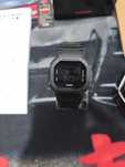 Casio G-SHOCK Czarny Kwadrat – Klasyczny Design i Wytrzymałość