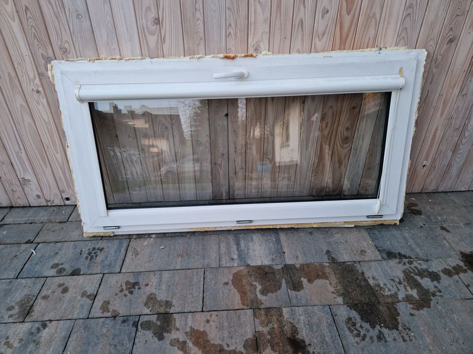 Okno używane w bardzo dobrym stanie!!!  156 x78 cm !!!