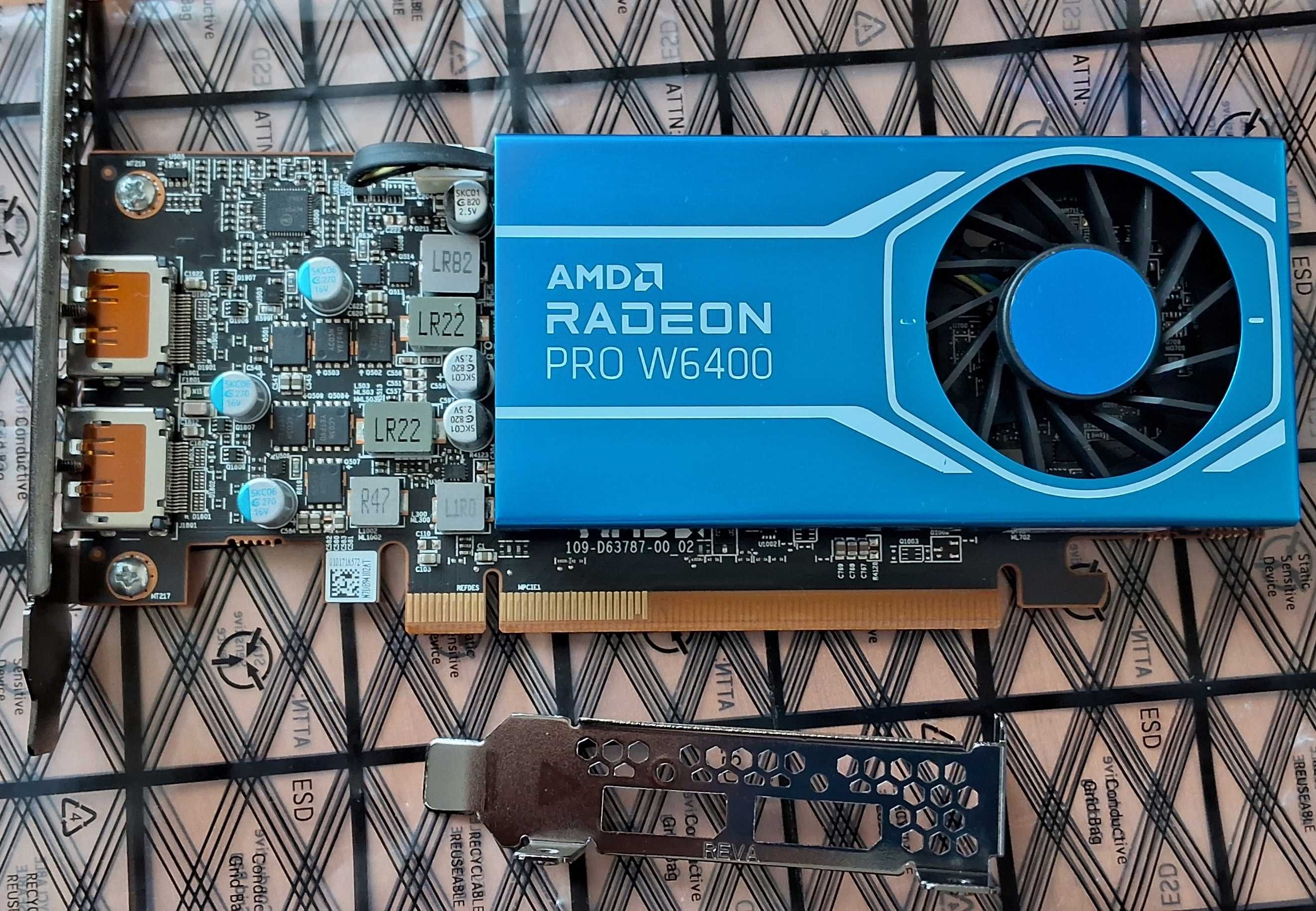 Нова AMD Radeon PRO W6400 4Gb GDDR6 DisplayPort low profile lp