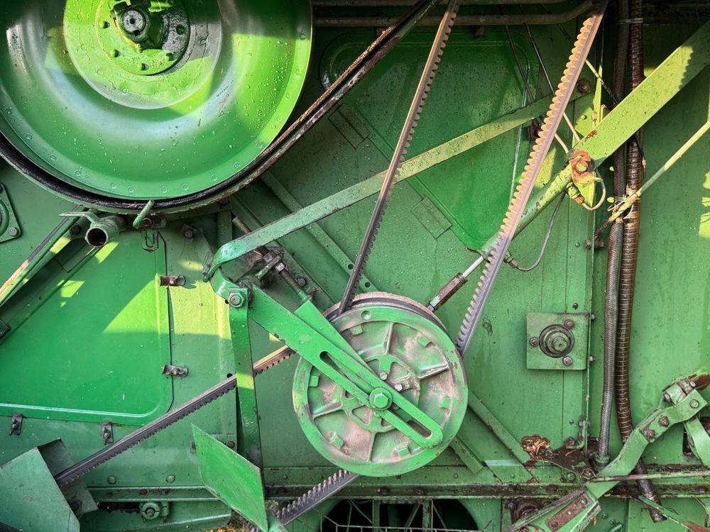 Продам зерновий комбайн john deere 952 1979р жатка 3.10м