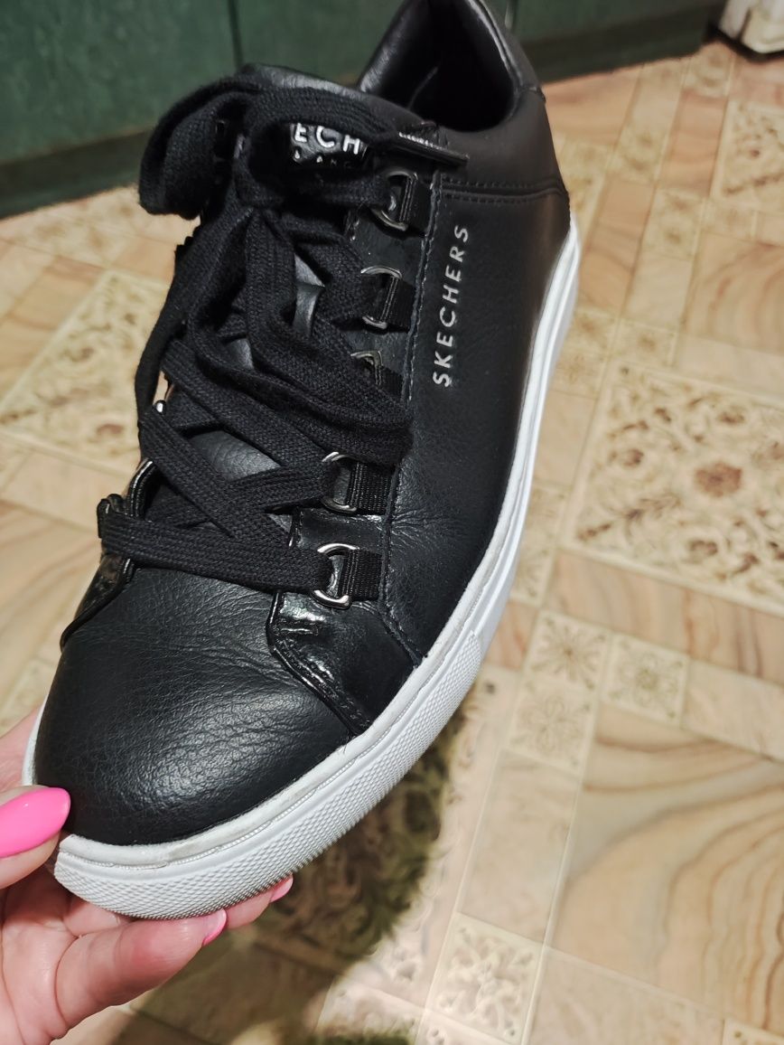 Skechers кросівки