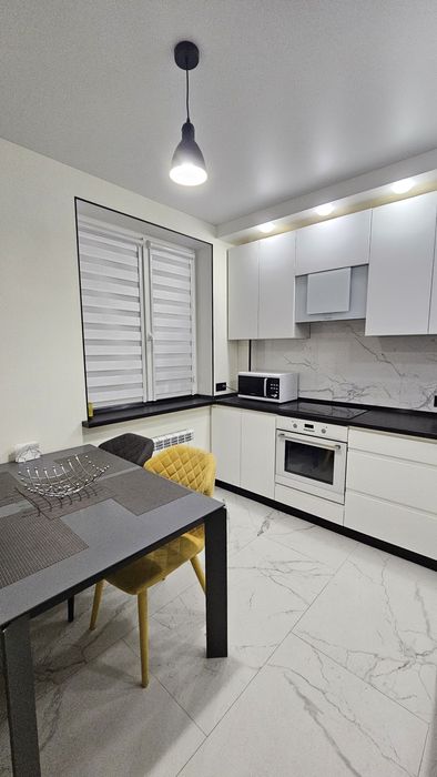 Эксклюзив 3 комнатная ЖК Ньютона Новые Дома Коммунальный рынок