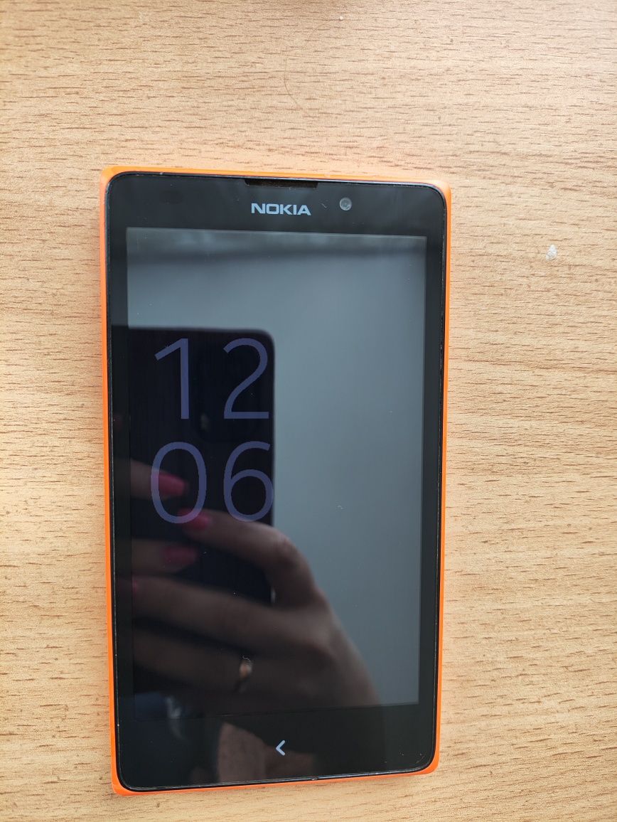 Продам телефон Nokia XL Dual Sim