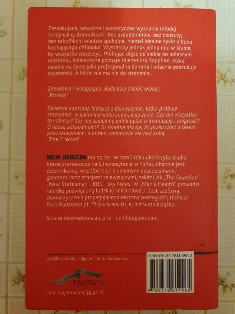 Książka pt." Przywiązana" st.bardzo dobry!