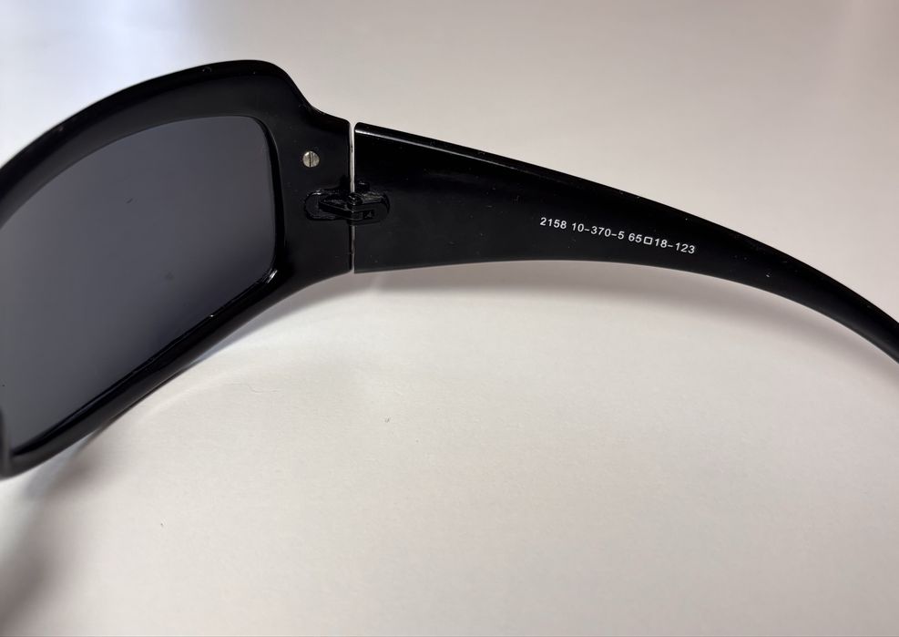 Сонцезахисні окуляри chanel