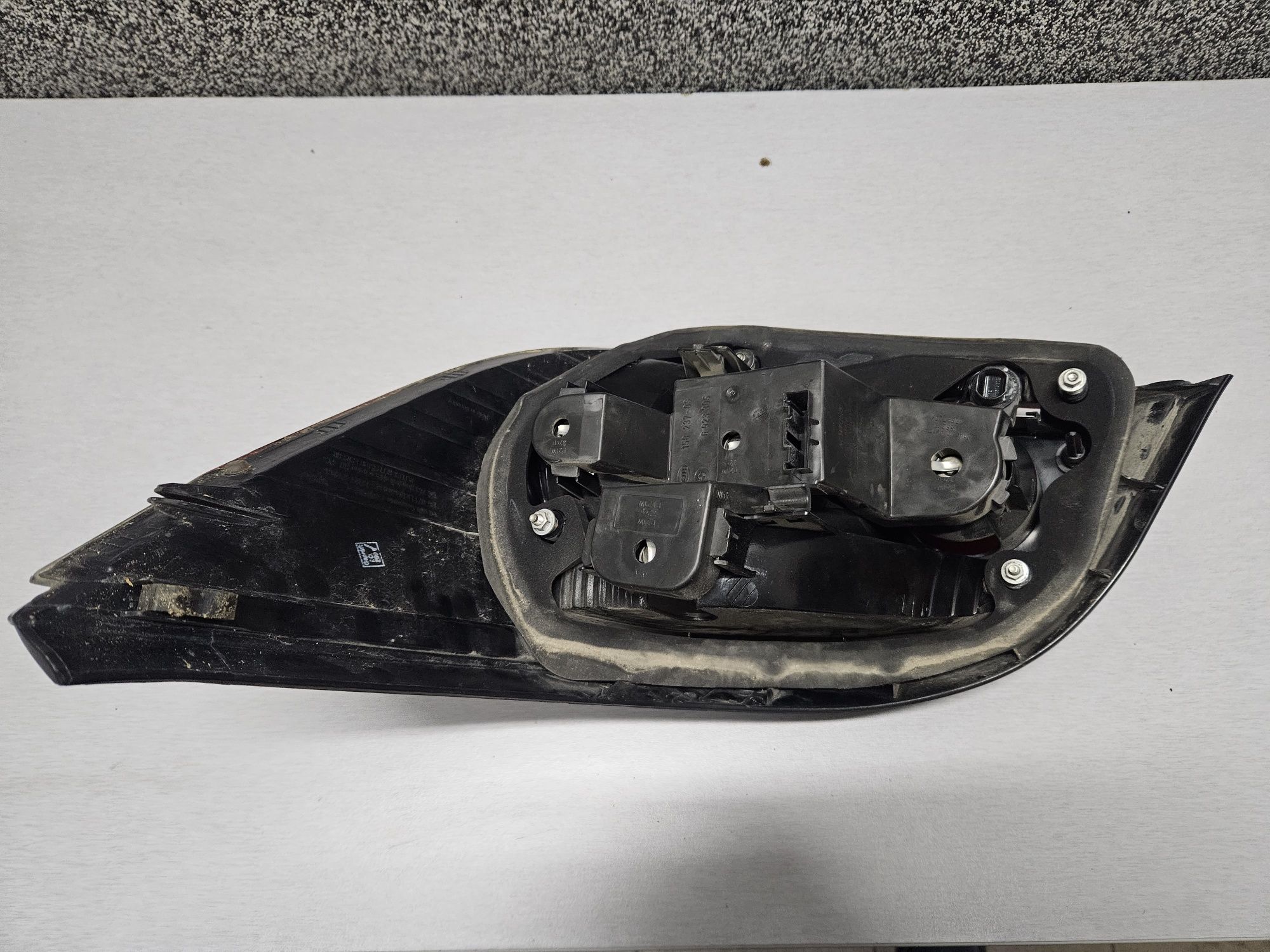 BMW E60 Lampa Tył lewa