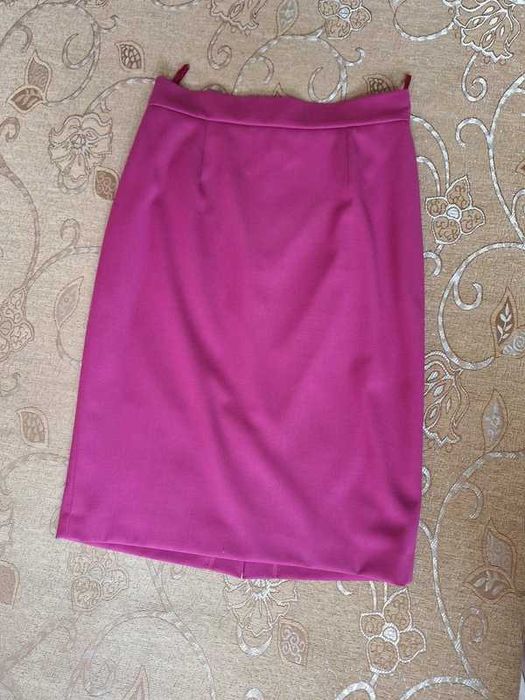 Spódnica ołówkowa midi do kolan Bialcon fuksja 36 S
