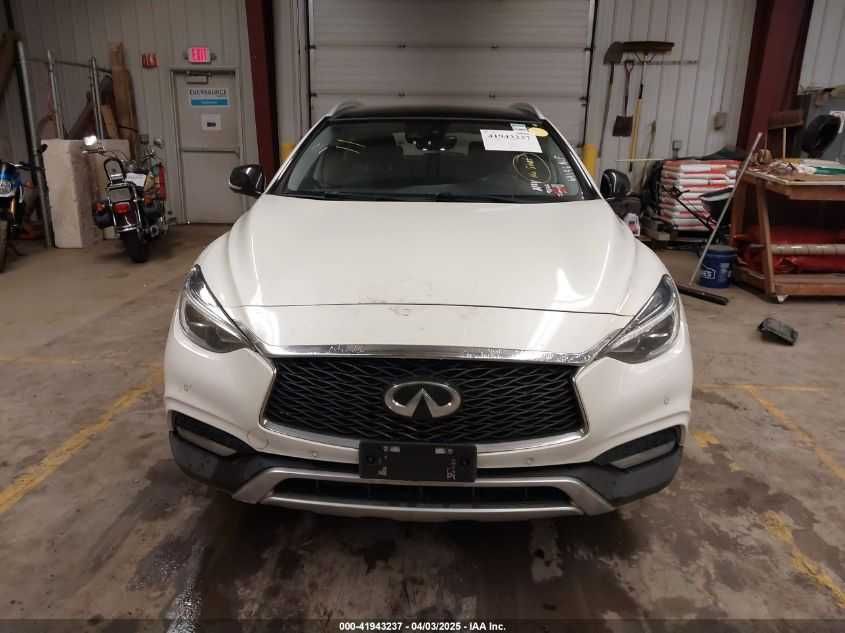 Разборка INFINITI QX30 Комплект:Телевизор+бампер+дистроник+капот+фары