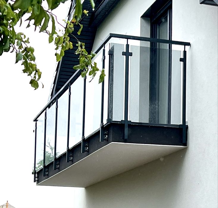 Balustrada szklana ,stal nierdzewna