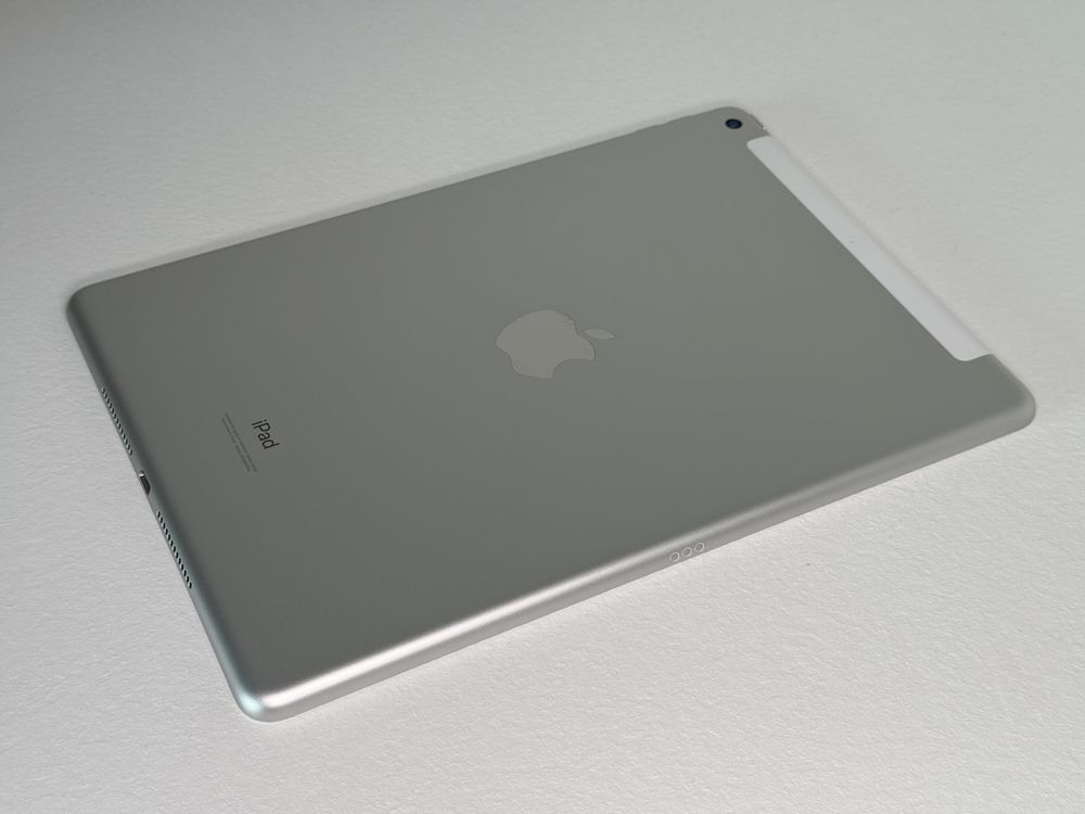 iPad 9. gen. (A2603) - 256GB - Cellular (LTE) - faktura VAT 23%