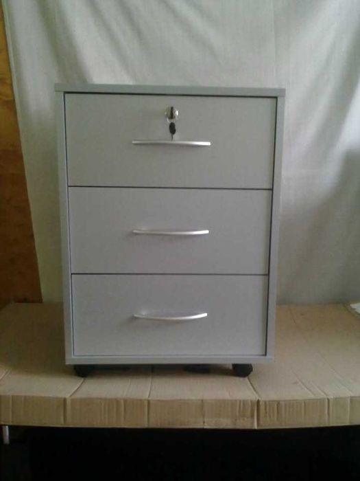 Nowy kontenerek na kółkach pod biurko (szary)