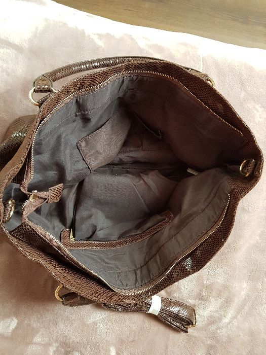 Torebka jak ze skóry w czekoladowym brązie