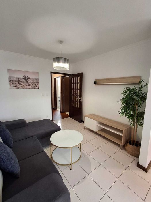 Arrenda-se T2 Duplex Mobilado no Centro de Ílhavo – Urb. Plenicoop