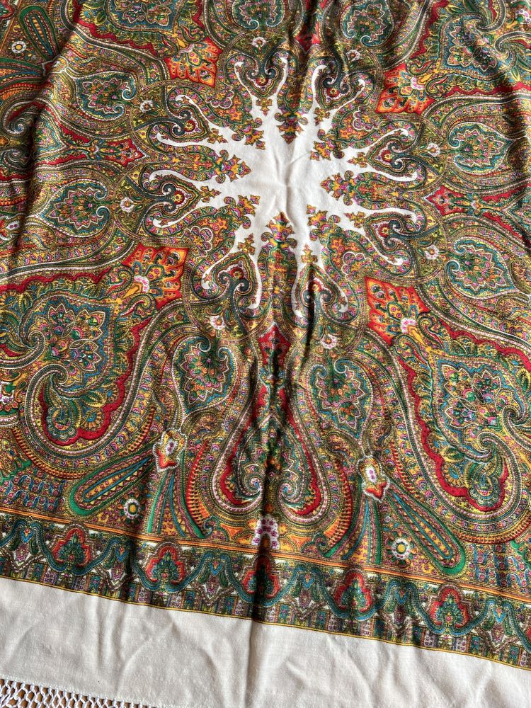 Piekny szal chustka goralska welna 135/120 cm