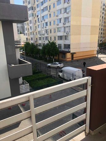 Продам 1 комнатную квартиру в новом доме, Суворовский район