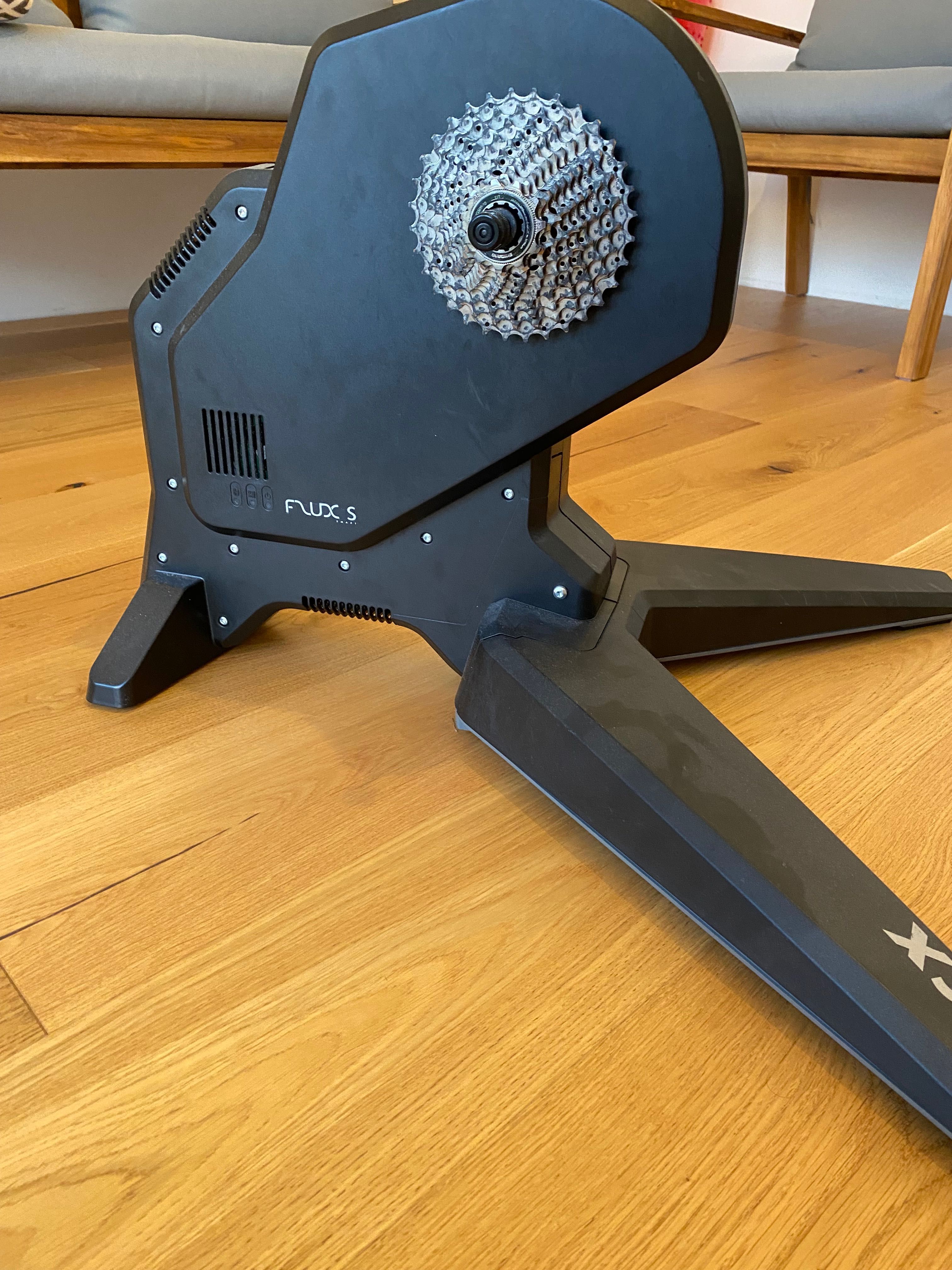 Trenażer Tacx Flux S