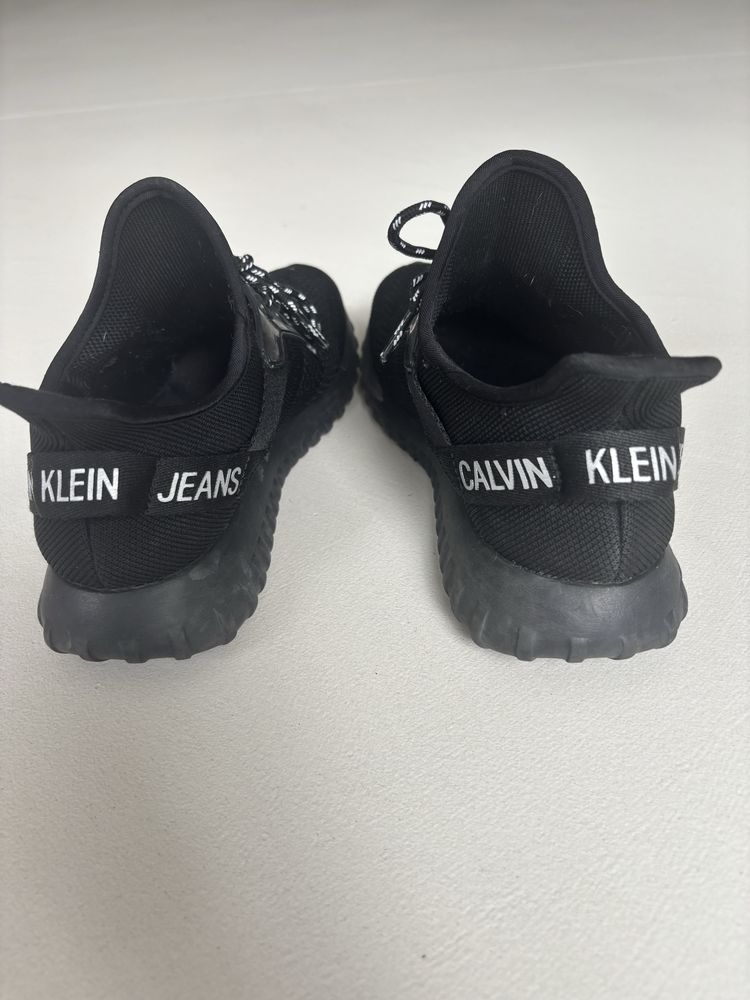 Sneakersy Calvin Klein 37