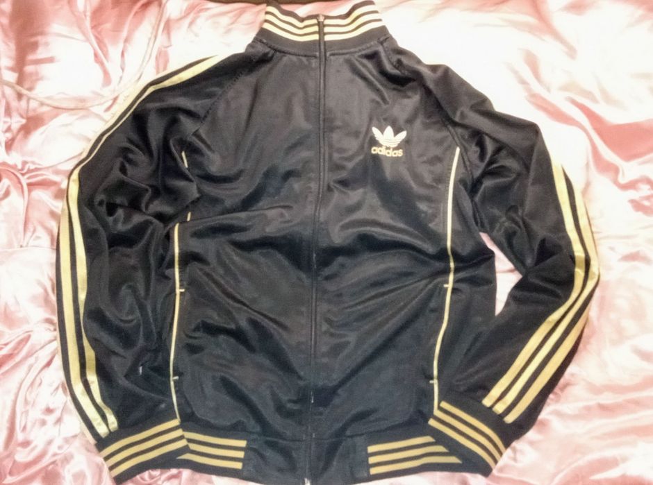 олімпійка adidas вінтаж, чорно золотого кольору