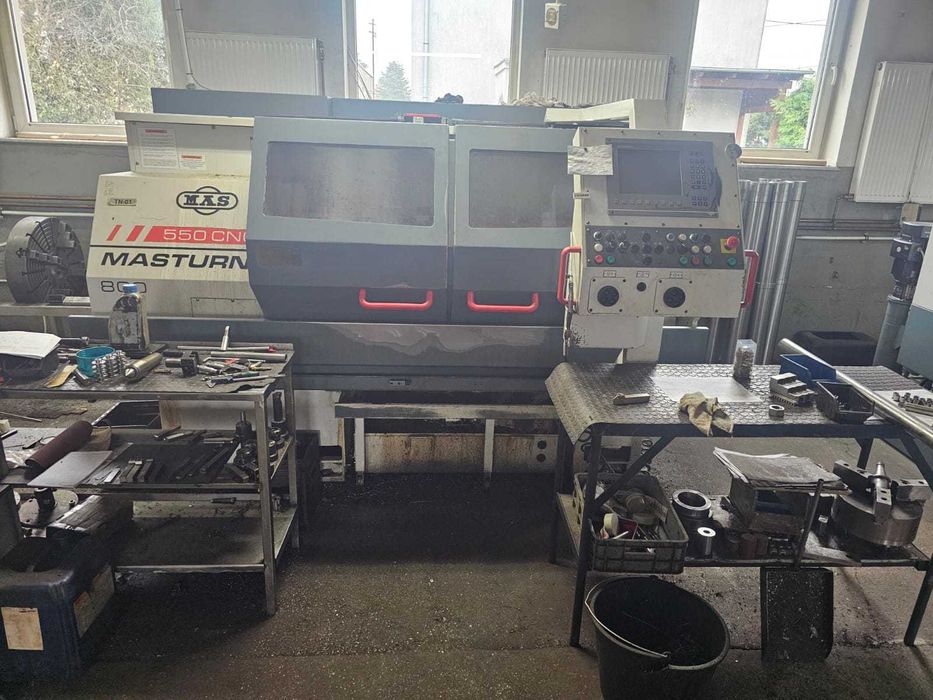 Centrum tokarskie MAS MASTURN 550