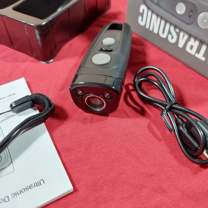 Отпугиватель собак с фонариком Ultrasonic PU-60 защита 100% Відлякувач