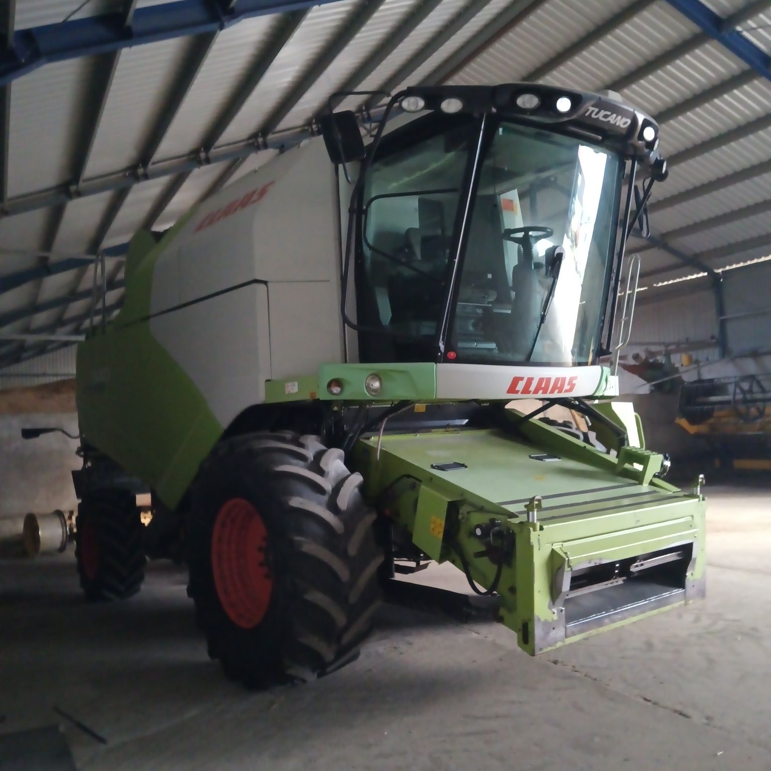 Claas tucano 340 okazja