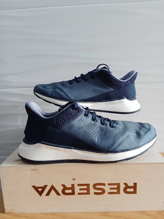 REEBOK SAPATILHAS ORIGINAIS – USADO, MAS EM EXCELENTE ESTADO