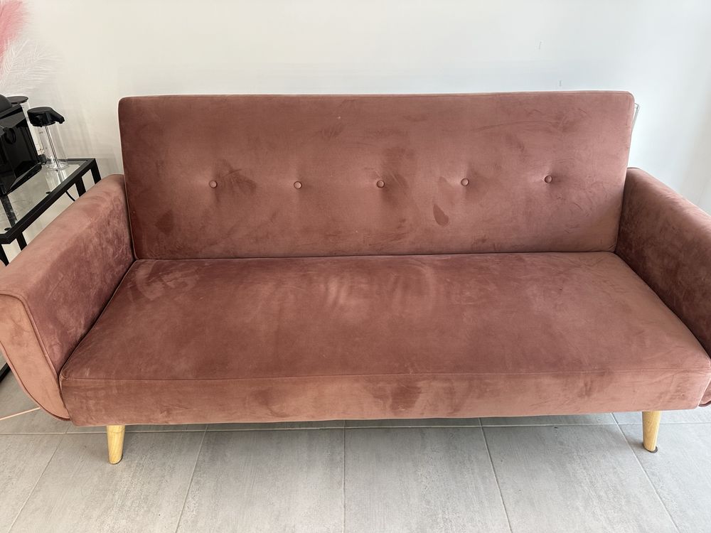 Sofa rozowa rozkladana