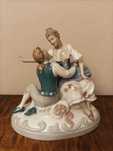 stara piękna figurka porcelanowa
