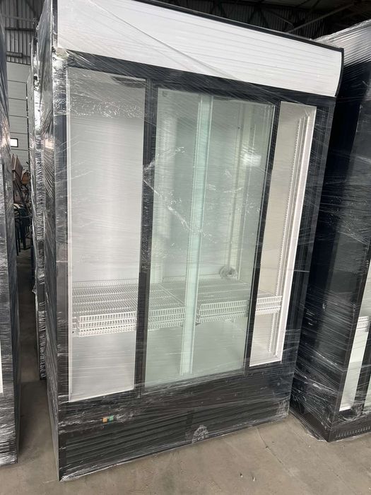 Холодильна шафа вітрина Klimasan S 1200 чорний, стан супер. Є сервіс!