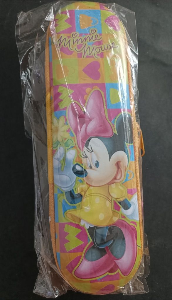 Estojo escolar da Minnie novo