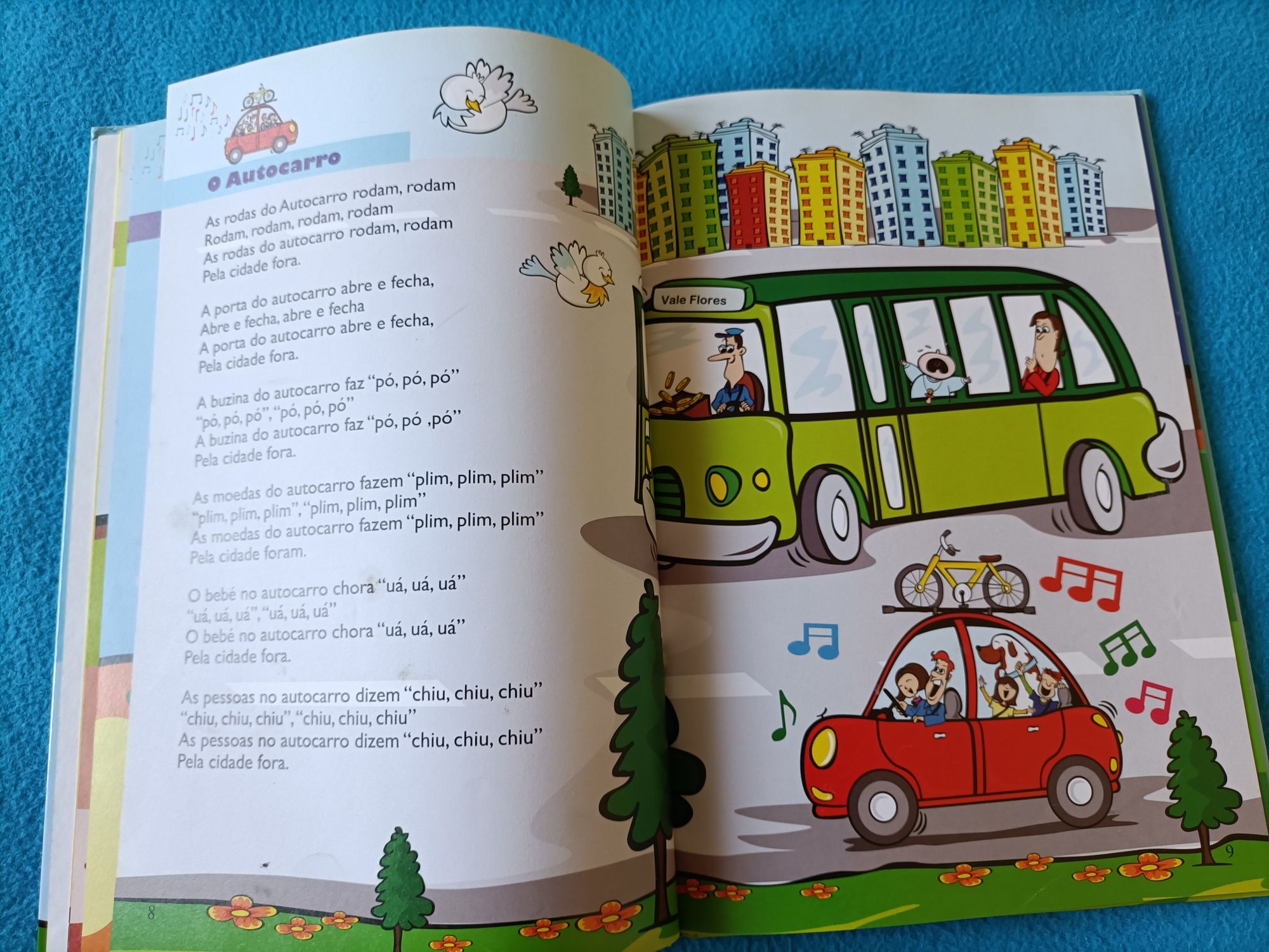 Livro infantil viajar a cantar