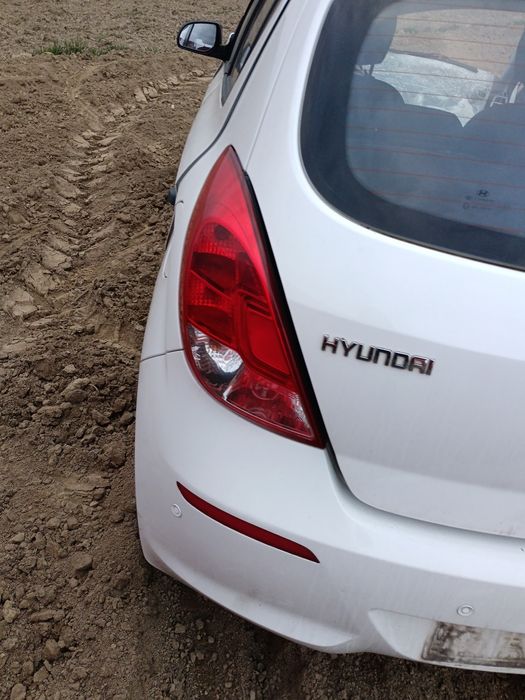 Drzwi lewe tylne Hyundai i 20 kaplet biale