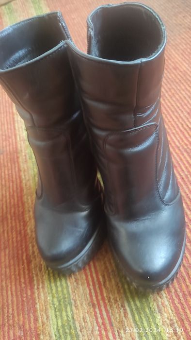 Весняні ботильони 39р