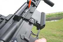 Кнопка скиду магазину AR-15