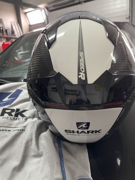 Capacete SHARK carbono