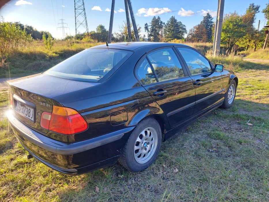 BMW E46 Sedan 323 170km GAZ 263tyś opłacony dla majsterkowicza