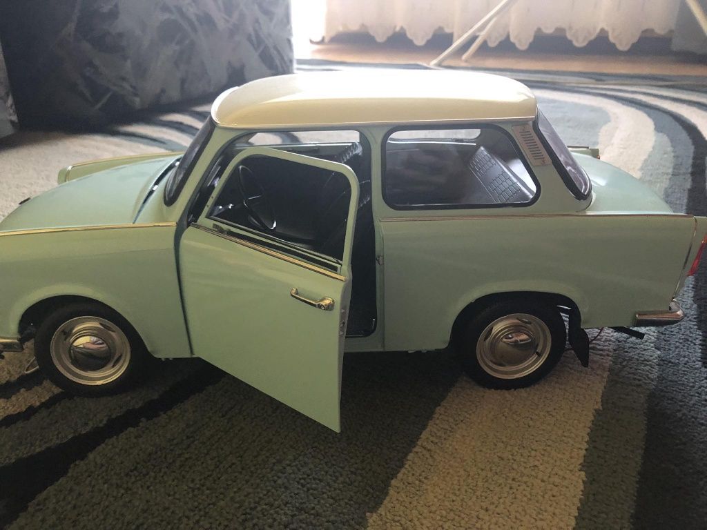 Trabant 601 deluxe