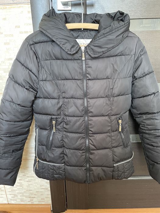 Куртка жіноча