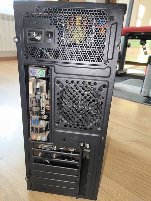 Komputer Gamingowy i5 7400, GTX970 4GB, 16GB DDR4, SSD256, WINDOWS 10