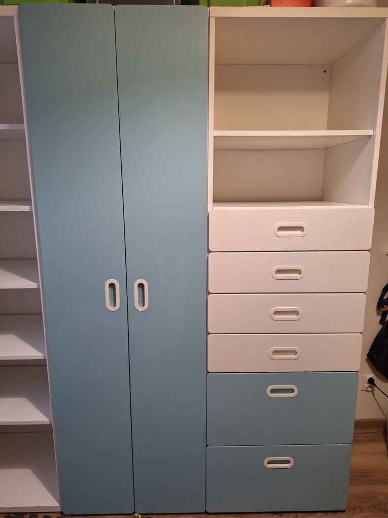 Komplet mebli Ikea Stuva, fronty Fritids, błękitne.