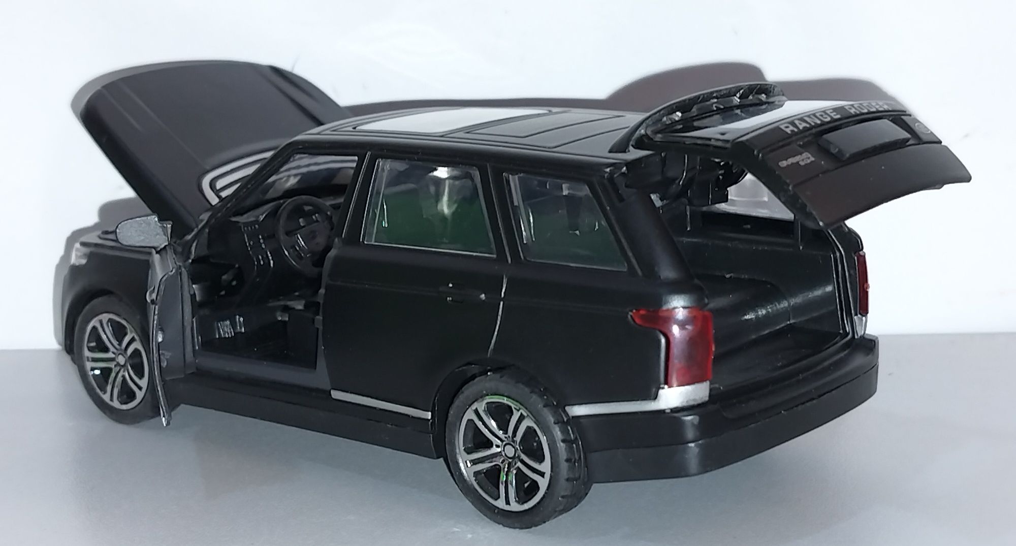 Машинка Range Rover модель 1:32 Автопром Металл звук свет