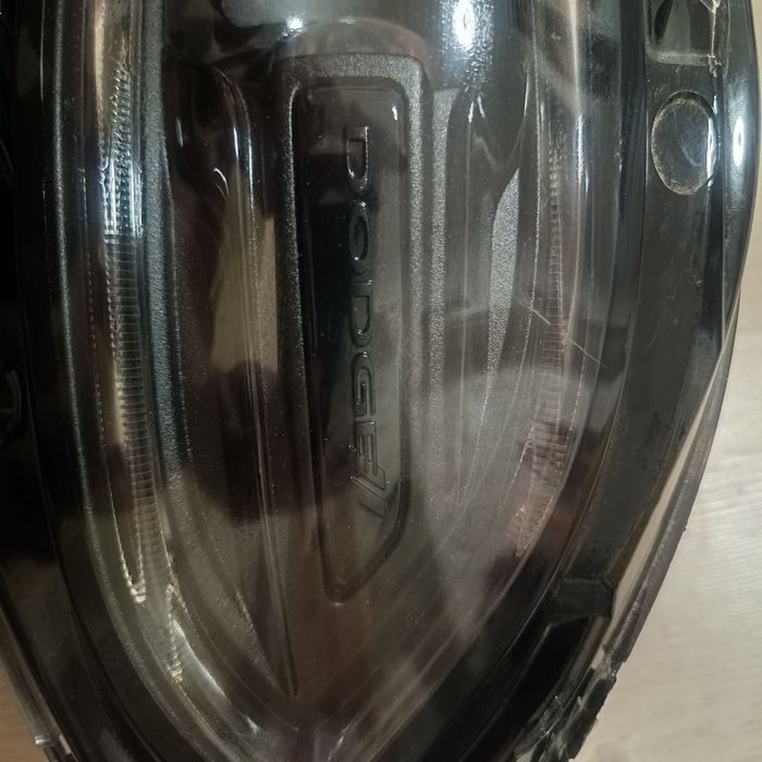 Светодиодная передняя фара  Додж (Dodge Charger) (68570305AB)