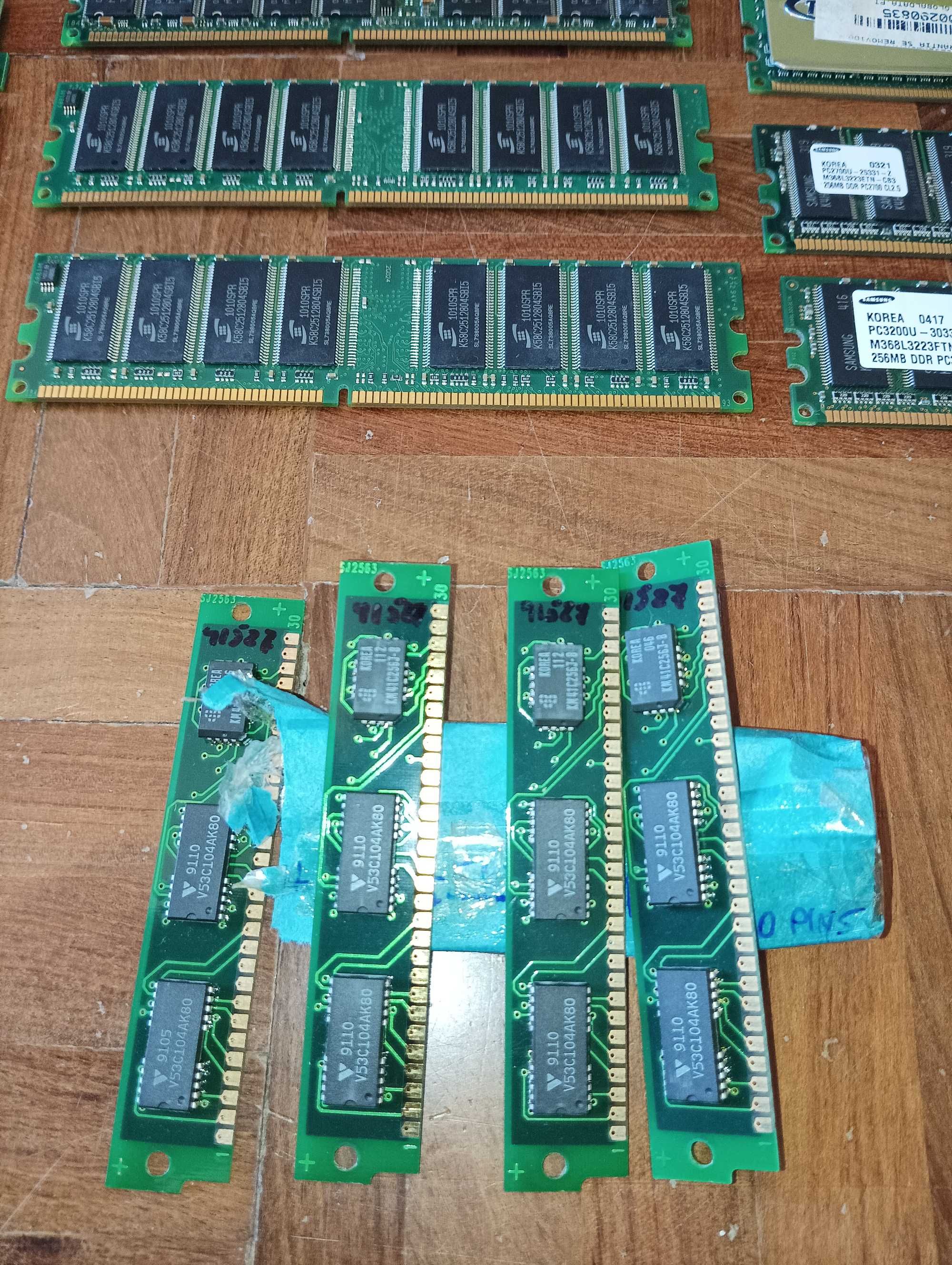 Conjunto de Memórias RAM de PC / Computador: SIMM, DIMM, SD-RAM, DDR