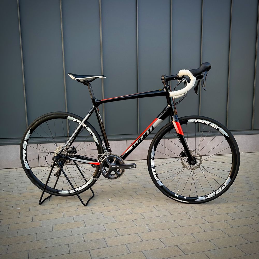 Велосипед Giant Contend Sl 0 Ultegra 58 L